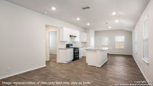 New construction Single-Family house 148 Honors Street, Floresville, TX 78114 The Brooke- photo 5 5