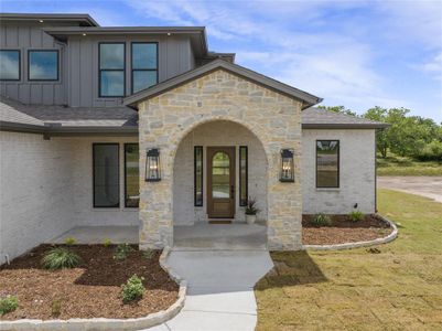 New construction Single-Family house 8005 Hencken Ranch Road, Fort Worth, TX 76126 - photo 0 0