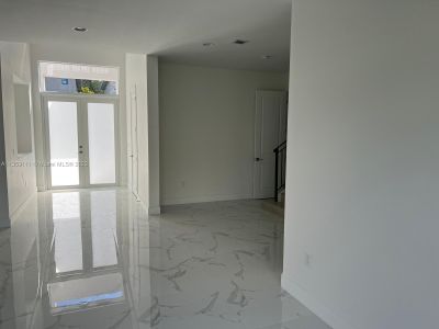 New construction Single-Family house 3537 Forest View Circle, Dania Beach, FL 33312 - photo 4 4
