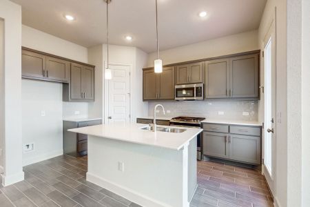 New construction Single-Family house 820 Corvallis Drive, Leander, TX 78641 - photo 5 5