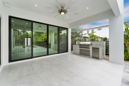 New construction Single-Family house 721 S Lake Avenue, Delray Beach, FL 33483 - photo 45 45