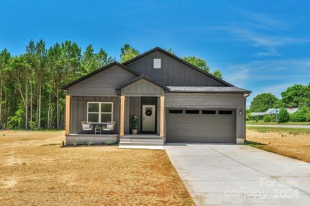 New construction Single-Family house 1257 Burris Boulevard, Lincolnton, NC 28092 - photo 0