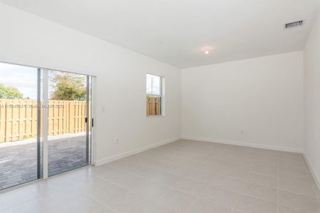 New construction Townhouse house 16207 Sw 288Th Ter, Unit 16207, Homestead, FL 33033 - photo 5 5