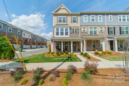 New construction Townhouse house 11043 Lawyers Road, Unit 32, Mint Hill, NC 28227 - photo 6 6