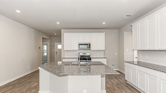 New construction Single-Family house 8719 Cedar Elm Pass, Rosharon, TX 77583 KINGSTON-X40K EXPRESS PLAN 40'- photo 4 4