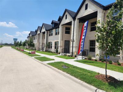 New construction Townhouse house 3645 Geoffrey Trail, Rowlett, TX 75088 - photo 0