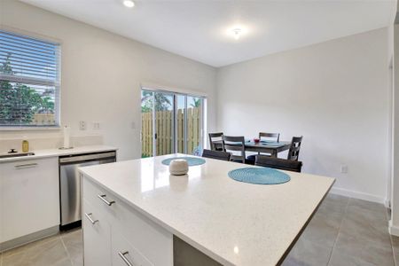 New construction Townhouse house 12209 Nw 24Th Pl, Miami, FL 33167 - photo 32 32