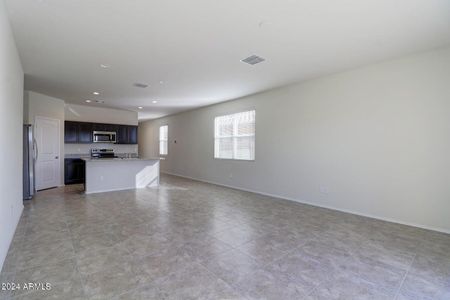 New construction Single-Family house 5304 E Umber Road, San Tan Valley, AZ 85143 - photo 4 4