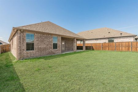 New construction Single-Family house 213 Oak Creek Drive, Lavon, TX 75166 - photo 22 22