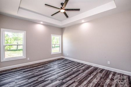 New construction Single-Family house 109 Falling Creek Drive, Statesville, NC 28625 - photo 5 5