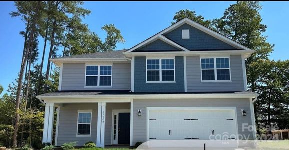 New construction Single-Family house 149 High Rock Court, Unit 02, Statesville, NC 28677 - photo 0 0