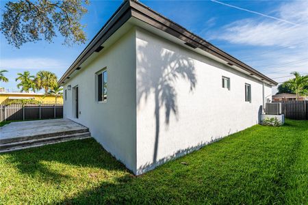 New construction Single-Family house 550 Nw 58Th Ct, Miami, FL 33126 - photo 39 39