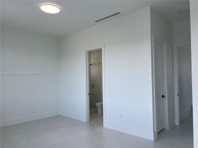 New construction Single-Family house 7211 Sw 76Th Ter, South Miami, FL 33143 - photo 44 44