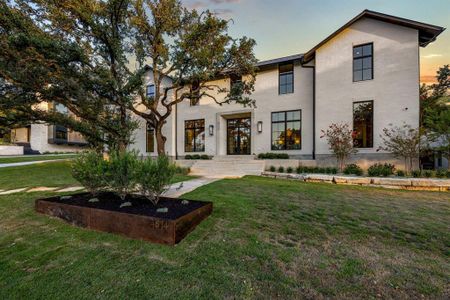 New construction Single-Family house 4814 Rollingwood Dr, Austin, TX 78746 - photo 35 35