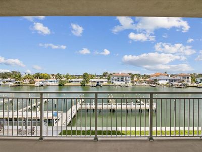 New construction Condo/Apt house 125 Island Way, Unit 304, Clearwater, FL 33767 - photo 27 27