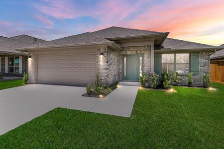 New construction Single-Family house 4413 East Bayou Maison Drive, Texas City, TX 77539 - photo 0 0