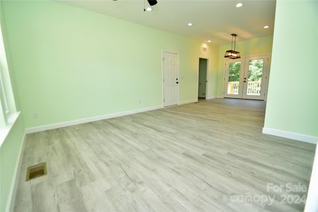 New construction Single-Family house 4020 Hereford Lane, Dallas, NC 28034 - photo 8 8