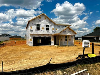 New construction Single-Family house 466 Saint Clair Drive, Fuquay Varina, NC 27526 - photo 3 3