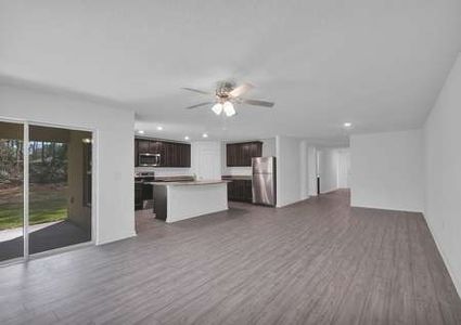 New construction Single-Family house 1209 Saxon Boulevard, Orange City, FL 32763 - photo 13 13