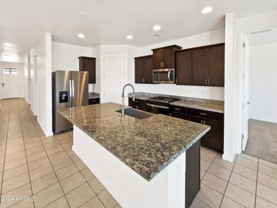 New construction Single-Family house 11016 W Parkway Drive, Tolleson, AZ 85353 - photo