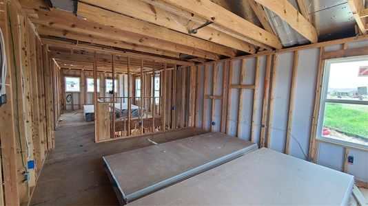 New construction Single-Family house 907 Palo Brea Loop, Hutto, TX 78634 Colton Homeplan- photo 34 34