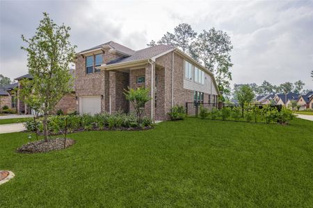 New construction Single-Family house 604 Spotted Sunfish Drive, Conroe, TX 77318 Woodlands- photo 2 2