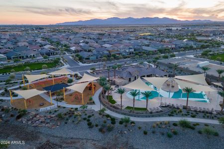 New construction Single-Family house 16116 W Cielo Grande Avenue, Surprise, AZ 85387 - photo 12 12