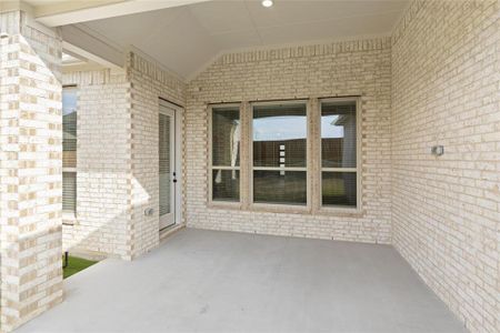 New construction Single-Family house 1863 Overcup Court, Waxahachie, TX 75165 Seville 2428 F- photo 27 27