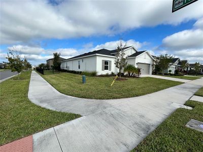 New construction Single-Family house 5602 Del Coronado Drive, Apollo Beach, FL 33572 - photo 5