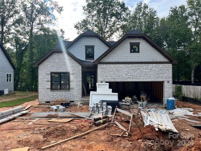 New construction Single-Family house 7915 Chestnut Ridge Drive, Charlotte, NC 28215 - photo 0