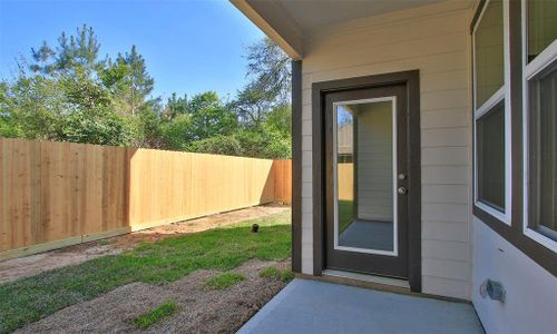 New construction Single-Family house 12140 Maverick Drive, Willis, TX 77378 Journey Series - Legend- photo 41 41