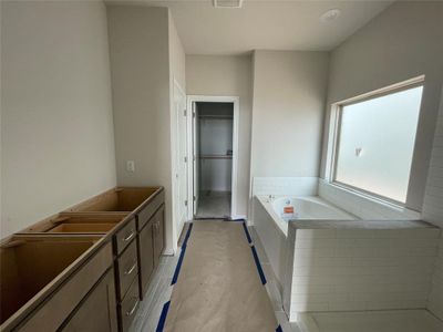 New construction Single-Family house 510 Palo Brea Loop, Hutto, TX 78634 Knox Homeplan- photo 19 19