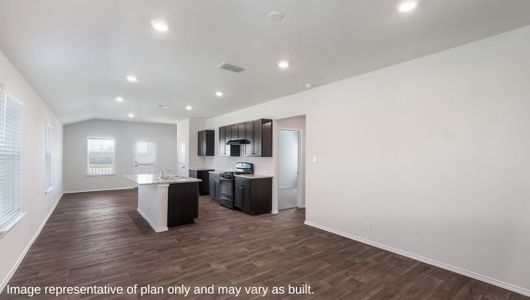 New construction Single-Family house 4114 Bay Leaf Loop, Von Ormy, TX 78073 - photo 32 32