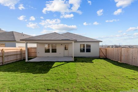 New construction Single-Family house 13119 Bay Point View, Saint Hedwig, TX 78152 Freestone - D- photo 37 37