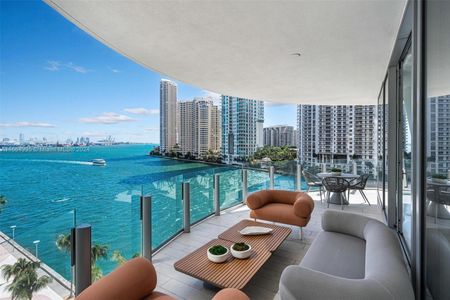 New construction Condo/Apt house 300 Biscayne Blvd Way, Unit 701, Miami, FL 33131 - photo 0