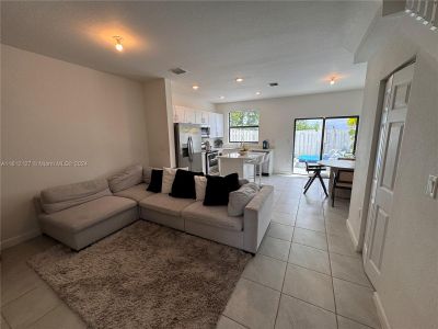 New construction Townhouse house 9949 Sw 228Th Ter, Unit 9949, Miami, FL 33190 - photo 2 2