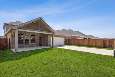New construction Single-Family house 2237 Glacier Drive, Waxahachie, TX 75165 - photo 30 30
