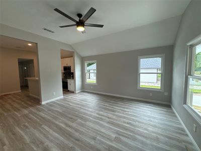 New construction Single-Family house 1309 E Leuda Street, Fort Worth, TX 76104 - photo 4 4