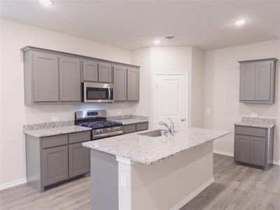 New construction Single-Family house 3232 Hampton Drive, Richland Hills, TX 76118 SPARROW- photo 4 4