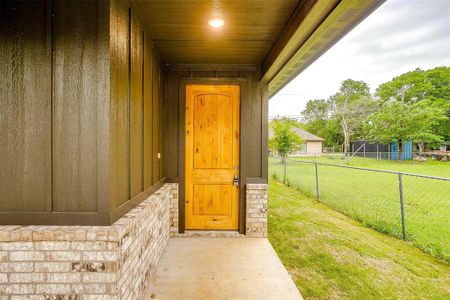 New construction Single-Family house 303 Chase Avenue, Cleburne, TX 76031 - photo