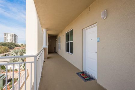 New construction Condo/Apt house 125 Island Way, Unit 302, Clearwater, FL 33767 - photo 4 4