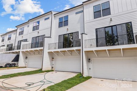 New construction Townhouse house 616 District Court, Unit 6, Fort Mill, SC 29708 Landon- photo 29 29