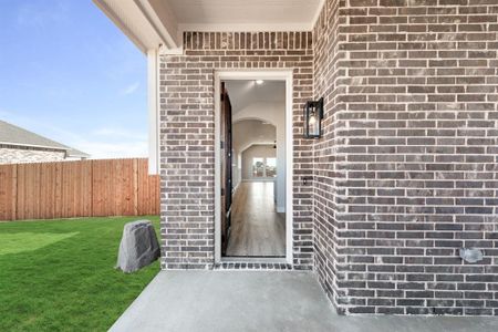 New construction Single-Family house 12720 Buckshot Drive, Godley, TX 76044 - photo 3 3
