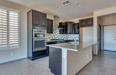 New construction Single-Family house 27565 North 71st Avenue, Peoria, AZ 85383 - photo 21 21