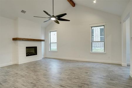 New construction Townhouse house 242 Legacy Boulevard, Weatherford, TX 76086 - photo 5 5