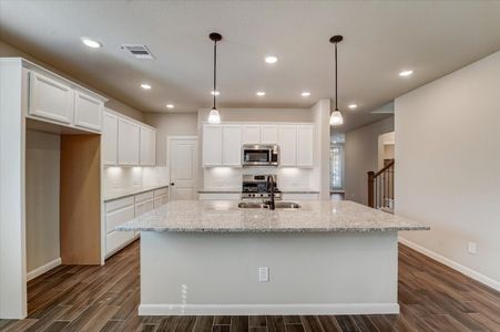 New construction Single-Family house 21711 Grayson Highlands Way, Porter, TX 77365 - photo 8 8
