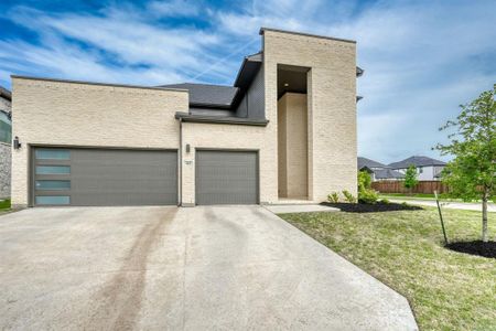 New construction Single-Family house 927 Panorama Drive, Allen, TX 75013 - photo 1 1