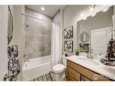 New construction Townhouse house 4167 Trapper Lake Dr, Loveland, CO 80538 - photo 22 22