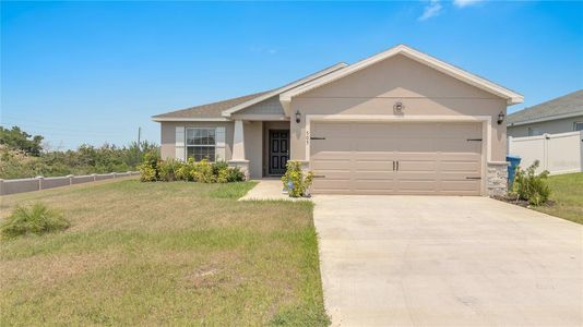 New construction Single-Family house 505 Scenic Bluff Boulevard, Lake Wales, FL 33853 - photo 1 1