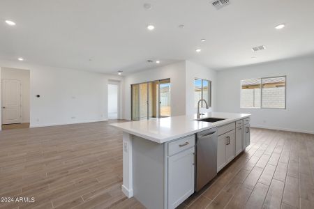 PHX_Sendero_Lot4147_Martina_44619_kitche